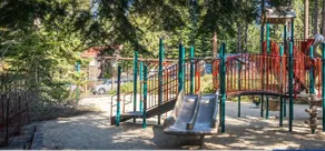 Cabin  Tahoe City 9 beds,  1 block to the lake, private beach near ski resorts - Image 2