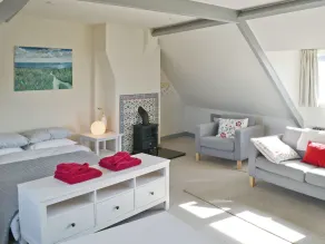 4 bedroom accommodation in Sheringham - Image 3