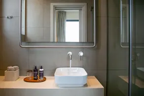Lora Pearl Luxury Villa - Image 4