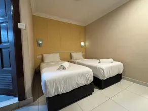 Kesuma Villa Exclusive Stay Near UTHM Batu Pahat - Image 2