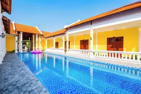 Sunset Cove Boutique Resort - Image 3