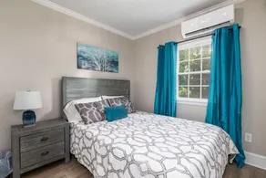 Quietude Place · Stylish 2 Bedroom House with Full Kitchen near HPU - Image 4