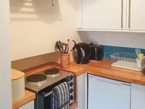 1 bedroom accommodation in Millport - Image 5