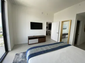 Great 18th floor view, brand new at Downtown Doral - Image 4