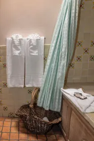THE INN AT THE DELTA - BED AND BREAKFAST - Image 4