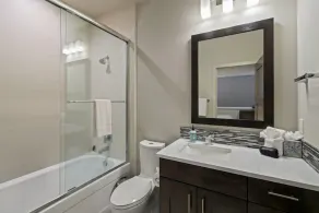 Helt ny! 5BR / 3. 5BA, 2922 sq ft, 12 sovepladser, Hot Tub, skridt til Deschutes River - Image 5