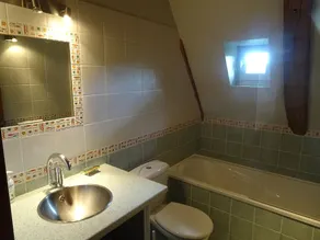 Maison Traditionnelle en Haute Auvergne - Image 2