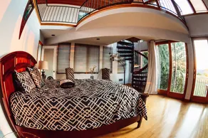 Ultra Secluded mountaintop mansion amazing views-hot tub-arcade - Image 5