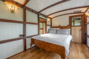 The Railway Carriage - Image 3