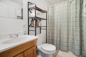 Stor charmig 2 sovrum på övervåningen Flat 3 kvarter från centrala Auburn. - Image 3
