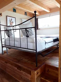 Panoramic studio apartment - Image 5