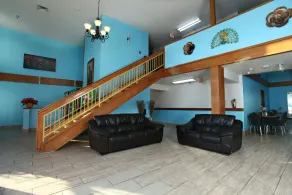 Sky Palace Inn & Suites Newton / 1 King-Bett, Nichtraucher - Image 3