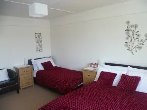 Specialerbjudande. Härlig lägenhet med uppvärmd utomhuspool 2 min från sandstrand - Image 4