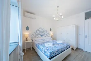 Luxury Villa Vittoria- Villa mit Garten, Swimmingpool und Whirlpool mit Blick auf das Meer - Image 3