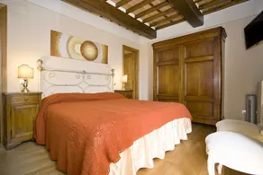 Villa in Castelvecchio mit 3 Schlafzimmern 6 Schlafplätzen - Image 4