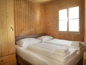 Wooden Holiday Home in Pill with Terrace - Image 5