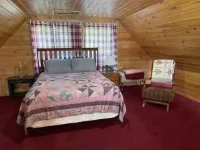 Charming 3 bedroom on Beech Hill Pond close to Ellsworth and Bar Harbor WiFi, AC - Image 5