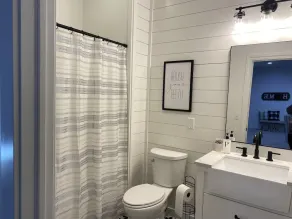 Cozy Farmhouse in Mount Vernon - Image 4
