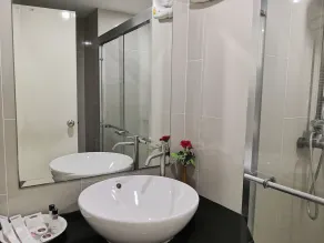 Taweesuk Residence - Image 4