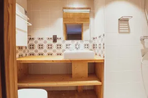 Cuore del villaggio 22 pers, piedi delle piste, sauna, jacuzzi, biliardo, terrazza - Image 5