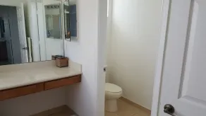 Luxury House 5 rooms beautiful area quiet+safe+clean close to everything - Image 4