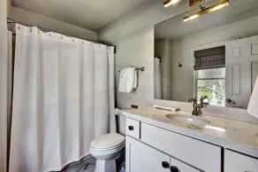 Charming Cashiers Cottage with View of Chimney Rock Adjoining High Hampton - Image 2