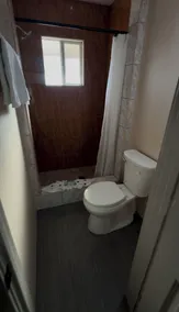 Colony Motel - Image 4
