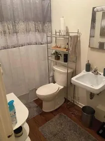 One bedroom apartment located 5 minutes from Great Lakes Navel Base. - Image 3