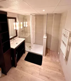 Studio Fantastisk utsikt över Port Fréjus - Pool / parkering, direkt tillgång till stranden. - Image 3
