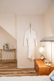 Private Studio with Kitchenette. Keyless Entry, Parking. Great for Extended Stay - Image 4
