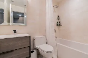 Classy 2BR Apt / H St / Union Market / La Cosecha / Parkering - Image 4
