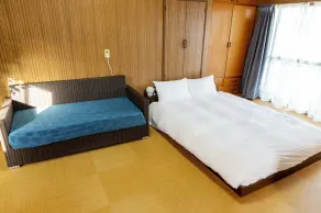 5Min to the sea & station! Comfortable hideaway with a dedicated BBQ area. - Image 5