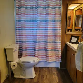 Comfortable & clean cabin on beautiful 3rd Crow Wing Lake in Hubbard County MN. - Image 3
