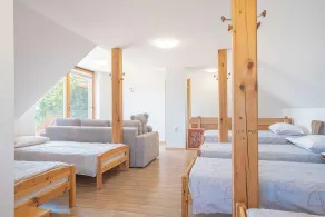 Holiday home with internet access and barbecue - Image 5