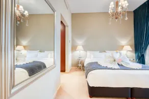 Exquisite 1BR in Sadaf, Jumeirah Beach Residence by Deluxe Holiday Homes - Image 5