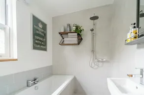 Contemporary Oasis in Ashburton the Edge of Dartmoor National Park - Image 3