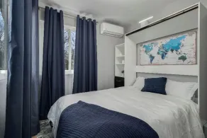 Quiet Lakeside Home for Displaced, Relocating and Professional Families with EV - Image 4