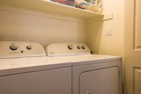 IDEALT PLATS !!  LUXURIOUSLY COMFORTABLE BEDS! PRIVAT Gård! FULLT LAGERAD! - Image 2