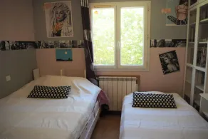 Cozy Vacation House with Pool, Vernègues - Image 4