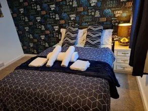 Fantastic Large Room with  free parking - Image 4