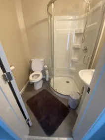 Cheerful 2BR Close to SLU University w/RV Parking - Image 2