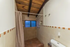 Villa Jucanya, excelentes vistas para o lago, longe do barulho, mas perto, 3 quartos. - Image 5