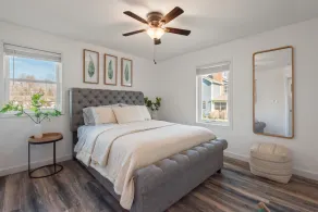 Charming, Quiet & Private Apt in Great Location w/ Wi-Fi & Laundry - Image 5