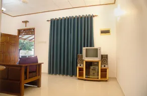 Sea Bloom Villa - Image 2