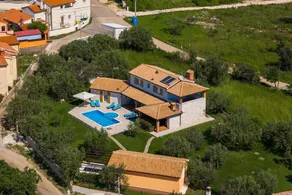Villa Loverka near Pula only 3 km from the beach with sea view - Image 5