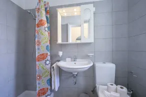 Casa Palma - Family Apartment with Parking, Lugano, Switzerland - Image 2