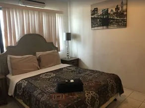 Free WiFi Free PARKING Free Cable-The BEST 2 Bedrm 1 Ba unit near grocery store! - Image 3