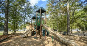 Riverbend Retreat - Gorgeous One Story with Loft, Waterfront Pond Access, Sleeps 16 - Image 3
