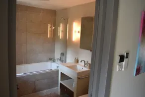 Jardine Hills Merlot Cottage - Image 3