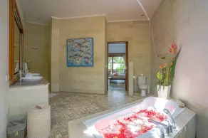 Sumptuous 3 bedroom private luxury villa in heart of Seminyak - Image 3